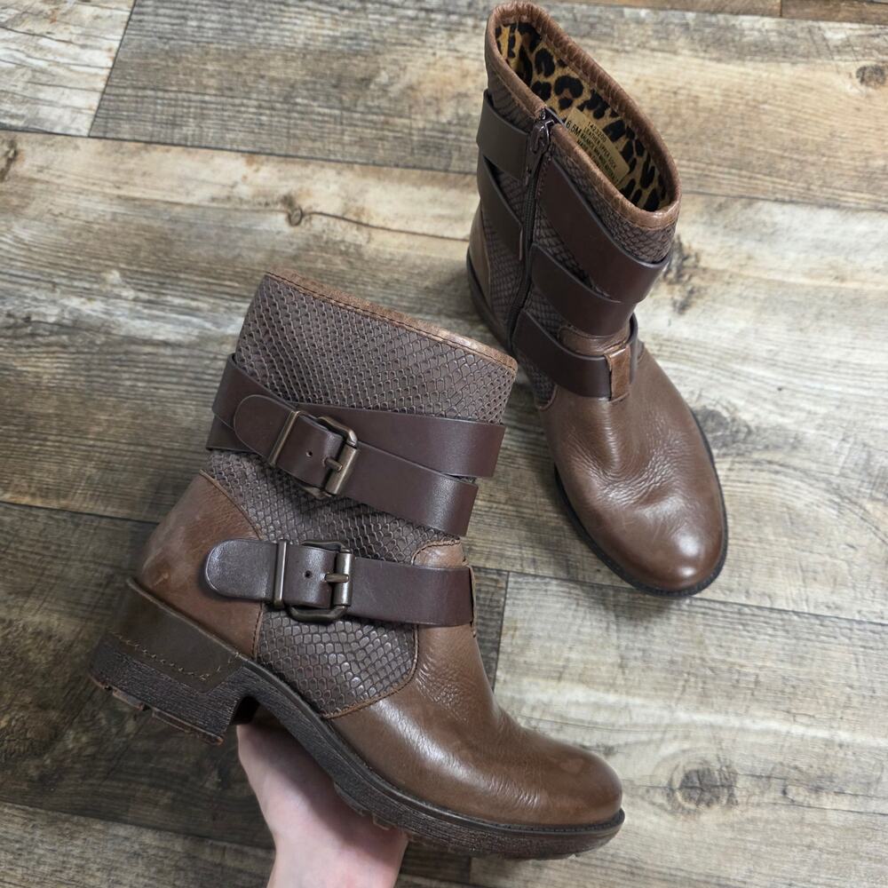 Sofft Aldina Brown Leather Moto Boots Size 6 1/2  Low Heel Ankle Boots Fall